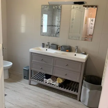 Maison Familiale Avec Piscine Proche Perigueux Chancelade