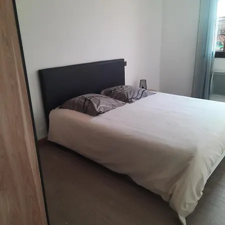 Maison Familiale Avec Piscine Proche Perigueux Chancelade